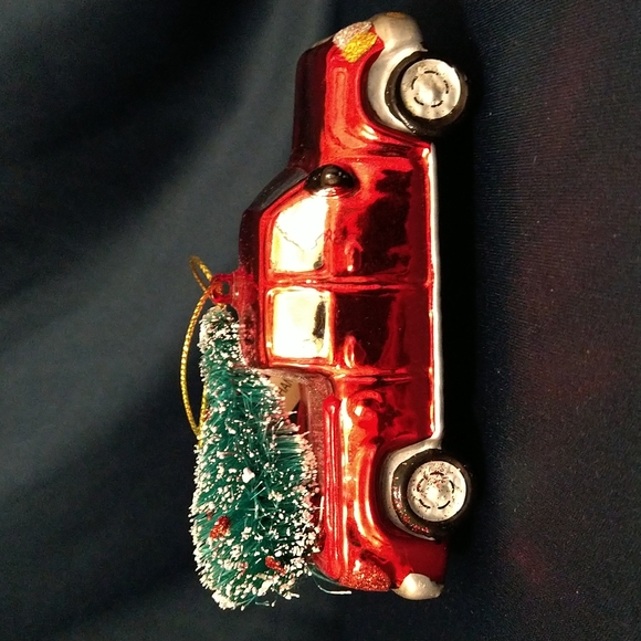 Robert Stanley Christmas Tree Truck Ornament - Picture 3 of 4